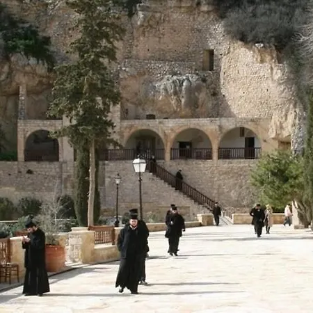 New Cozy Near The Sea! * פאפוס