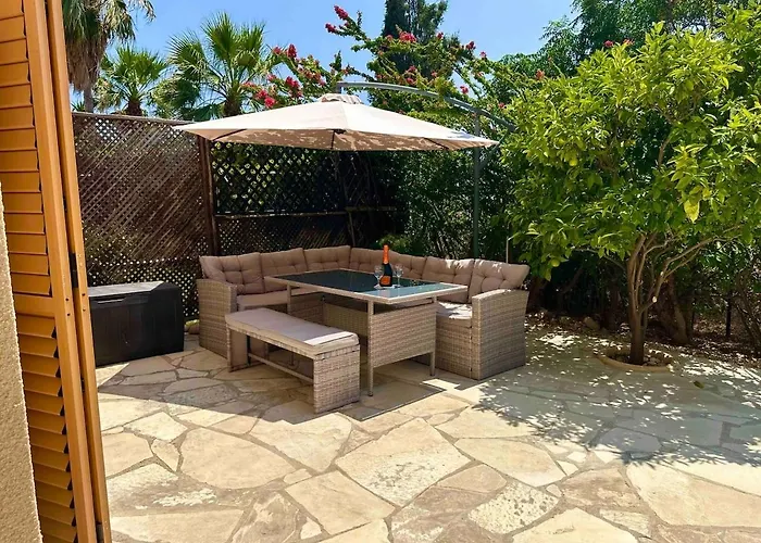 New Cozy Near The Sea! Paphos